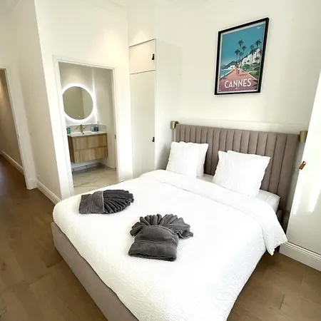 Luxurious 4 Bedrooms 1min Beaches&3min Palais Appartement