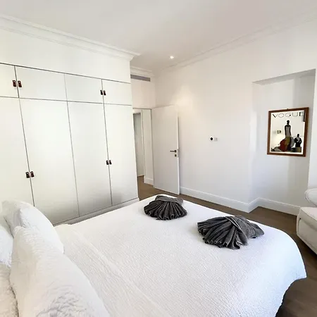 Luxurious 4 Bedrooms 1min Beaches & 3min Palais Апартаменты Канны