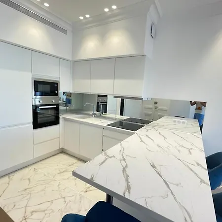 Apartman Luxurious 4 Bedrooms 1min Beaches & 3min Palais Cannes